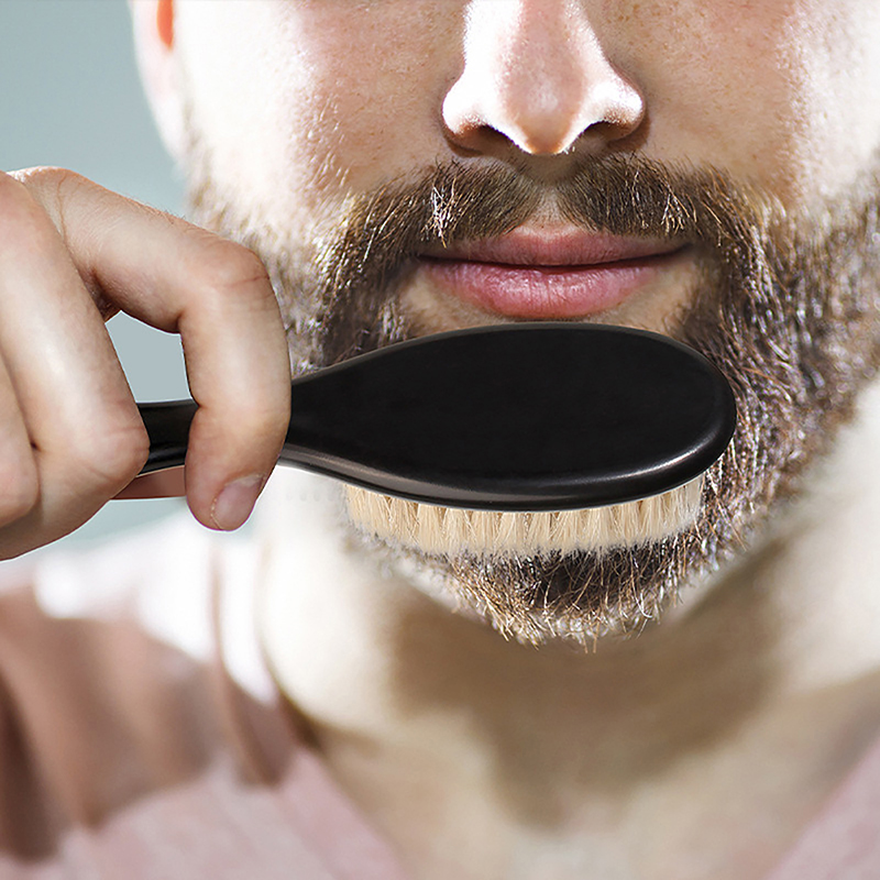 فرشاة حلاقة من شعر الخنزير الب - مراجعة Shaving Brush Set وسعره