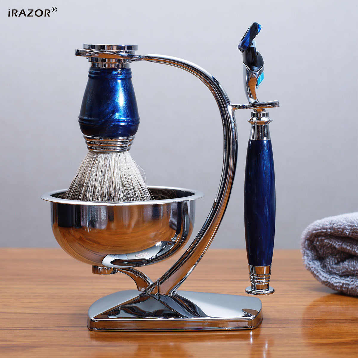 طقم حلاقة فاخر للرجال من iRAZO - مراجعة Men'S Grooming Razor Kit وسعره